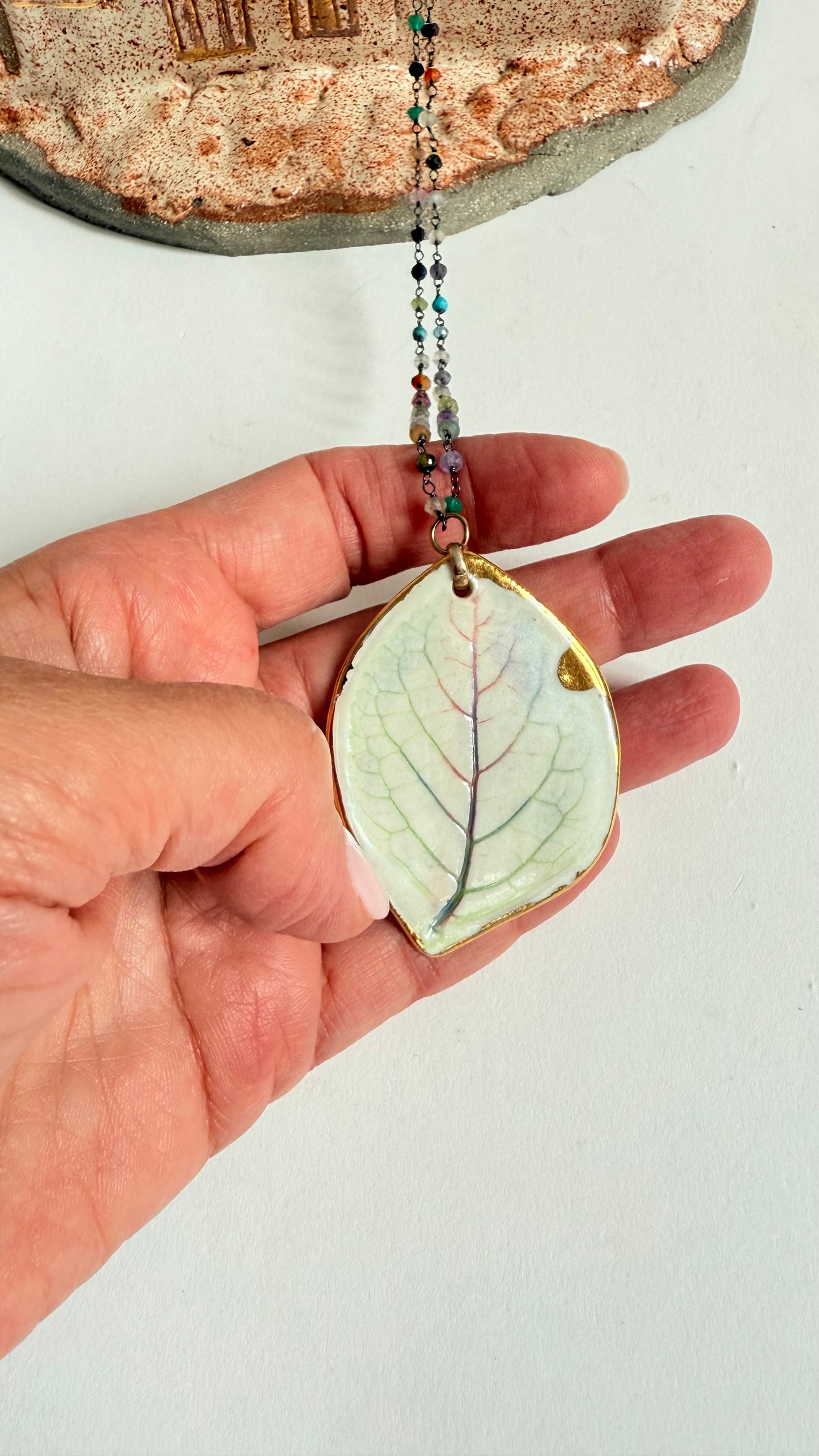 Sookkarra Verde Porcelain Pendant Quantity